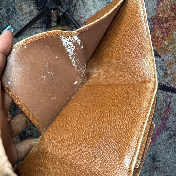 Louis Vuitton Monogram Wallet - Picture 6 of 6